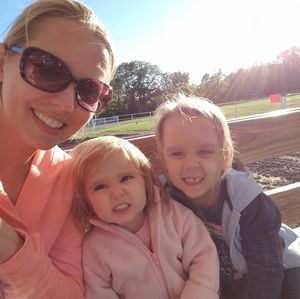 Meet your Posher, Kelly